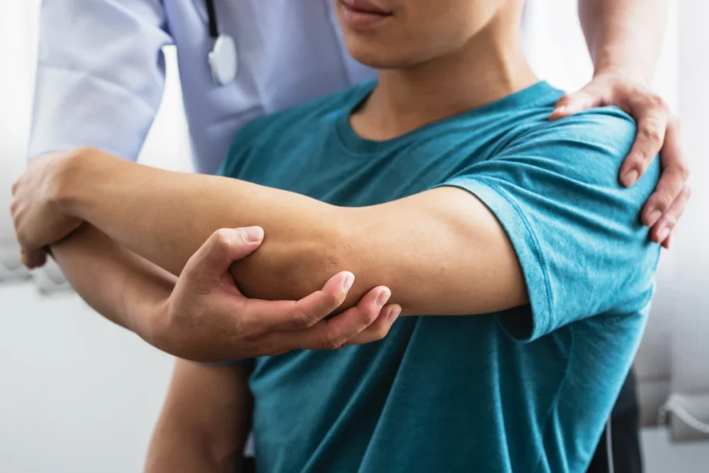 Shoulder care at Catalyst Orthopaedics in Boise